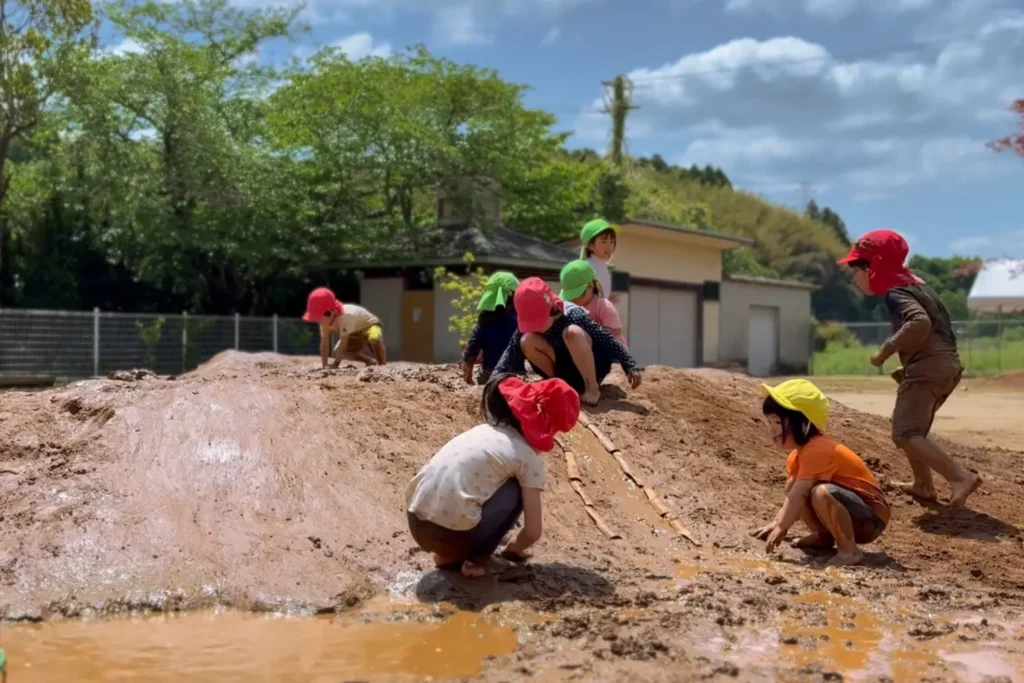 ホンモノ体験四季をとおした自然体験春のどろんこ