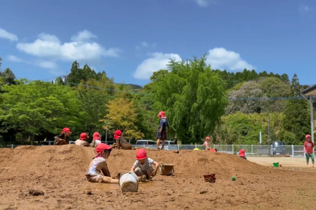 ホンモノ体験四季をとおした自然体験春のどろんこ