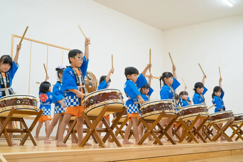 鹿央町伝統芸能あおぞら太鼓